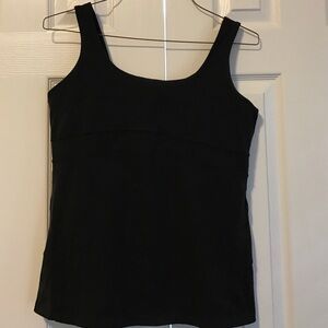 Athleta black workout tank top built in shelf bra